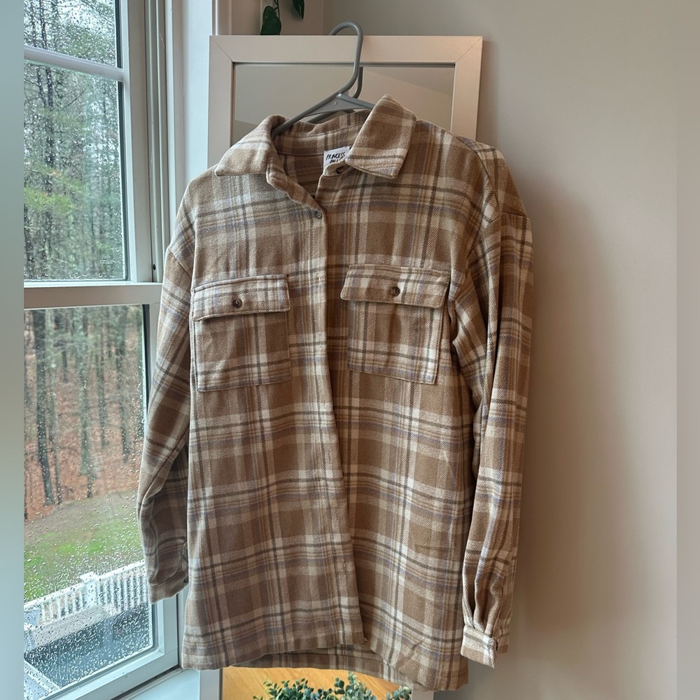 This is a comfy flannel from Princess Poly. Never been worn!